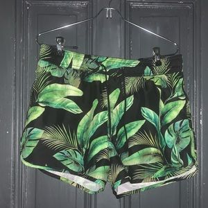 Men’s shorts swim trunk tropical